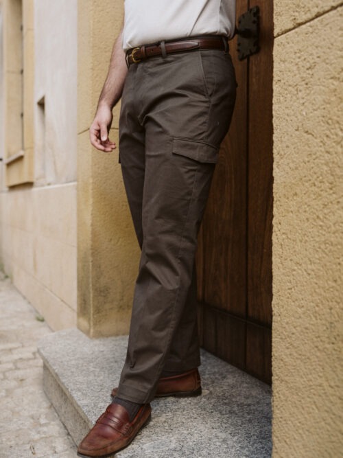 Pantalón algodón cargo kaki